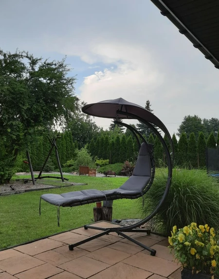 "Borgo Garden Point" kabantis fotelis