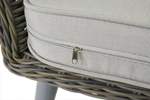 Garden Point pilkos spalvos sintetinio ratano fotelis Bilbao – 2 vnt. komplektas